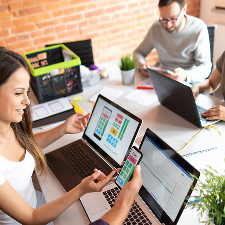 Iniciação à Programação, Aprender a Programar, Desenvolvimento de Aplicativos, Programação para Iniciantes, Criar Aplicativos, Código de Programação, Desenvolvimento de Software, Linguagens de Programação, Programação Básica ,Codificação e Desenvolvimento de Apps